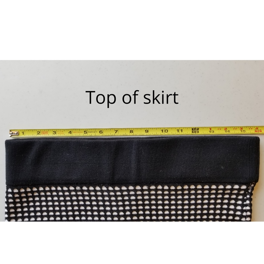 Ann Taylor Honeycomb Pencil Skirt - Picture 4 of 5